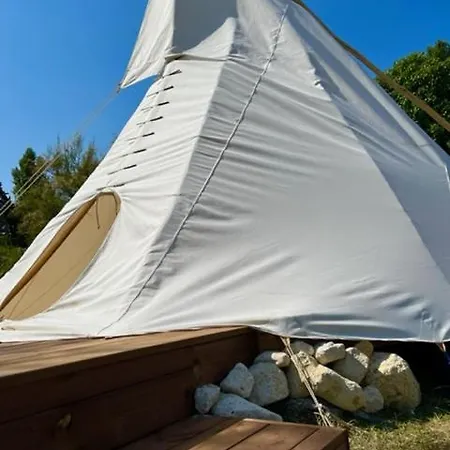 Campo de lujo Tipi Village Navajos *